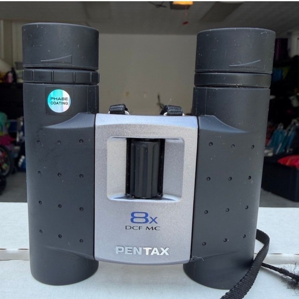 Pentax 8x22 DCF MC Compact Binoculars